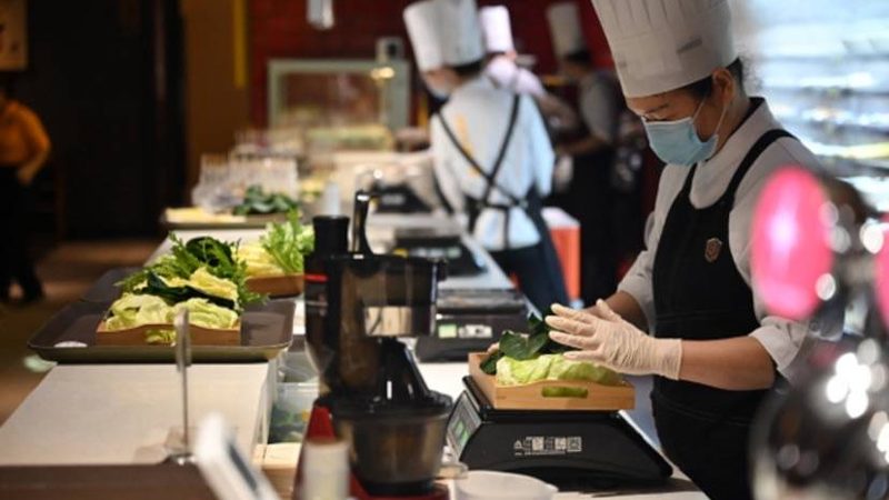 小餐饮供应链采购平台：揭秘其背后的优与劣
