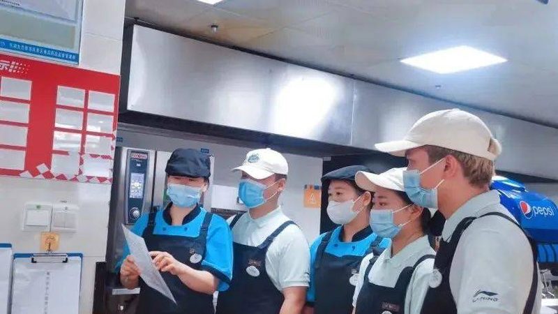 食品OEM代工：成本构成解析与计算方法**