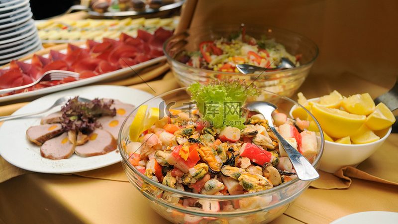 食品OEM定制加工，揭秘背后的价值与选择要点**
