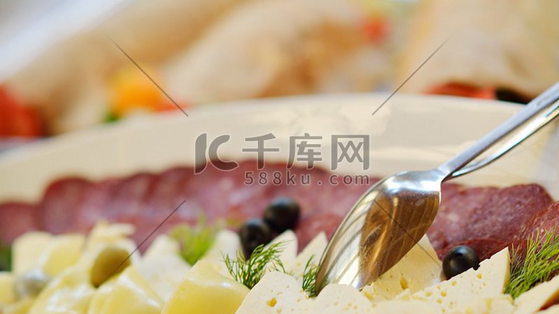 休闲食品十大品牌排名2025